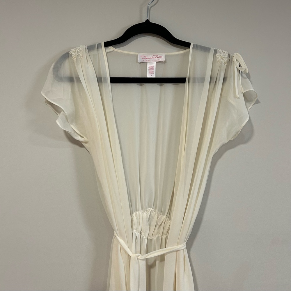 Oscar de la Renta Cream Sheer Robe